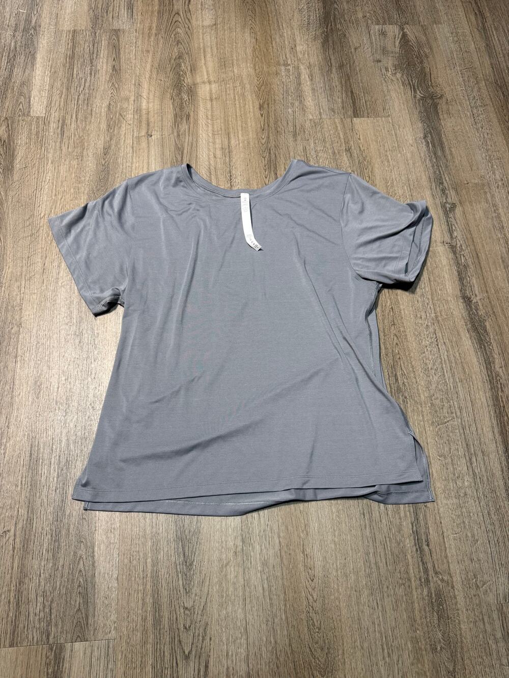 Lululemon Women's Gray Love Short-Sleeve Crewneck Tee